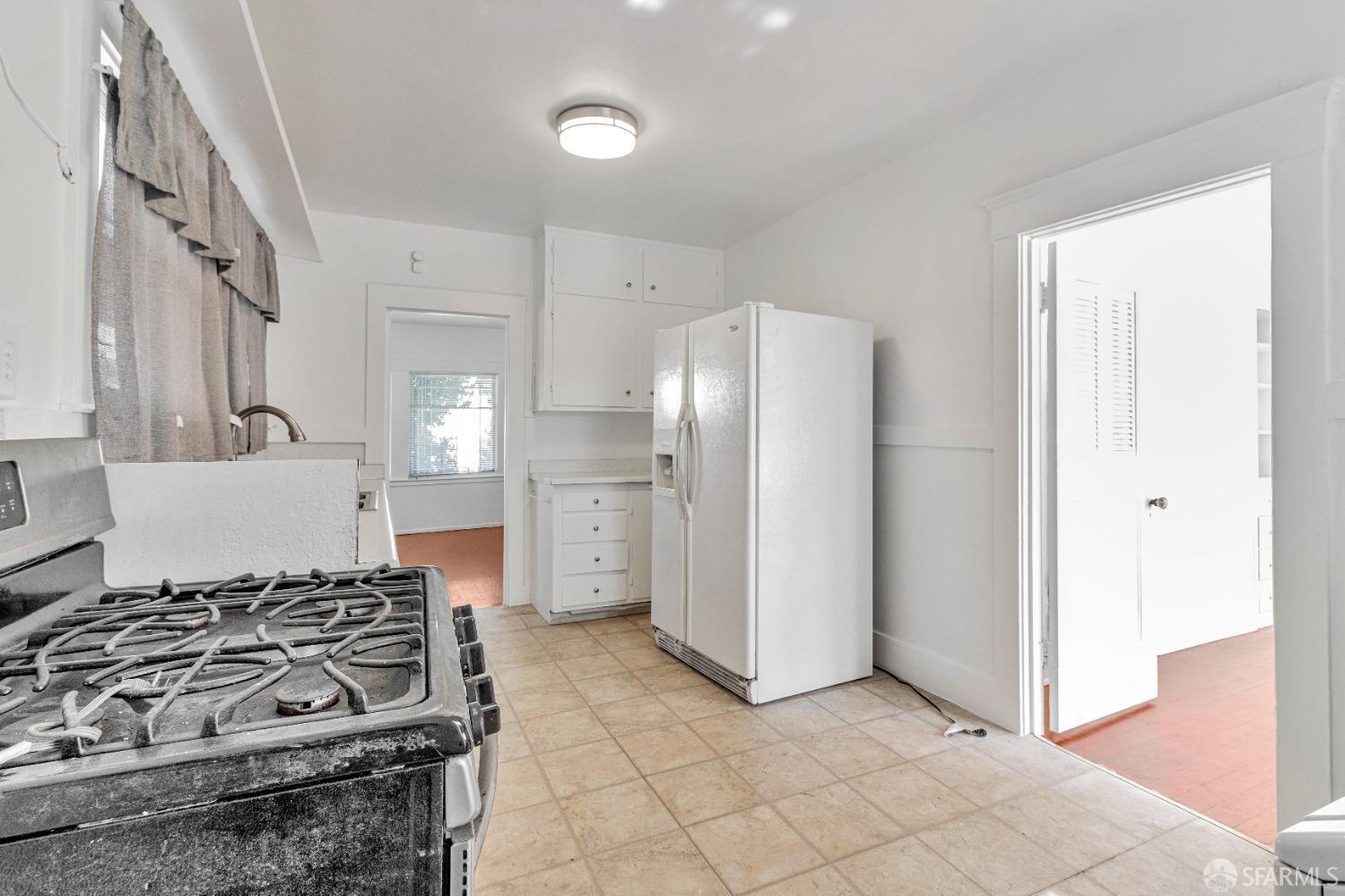 Detail Gallery Image 18 of 42 For 2709 Nicol Ave, Oakland,  CA 94602 - 3 Beds | 1 Baths