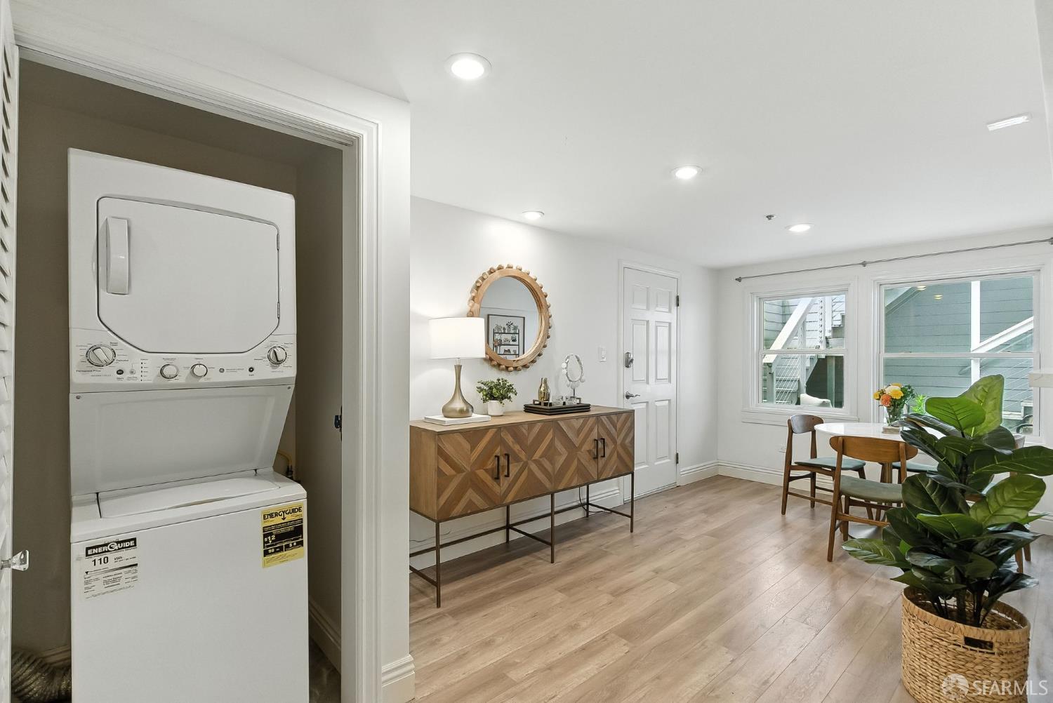 Detail Gallery Image 29 of 40 For 617 Broderick St #B,  San Francisco,  CA 94117 - 4 Beds | 4 Baths