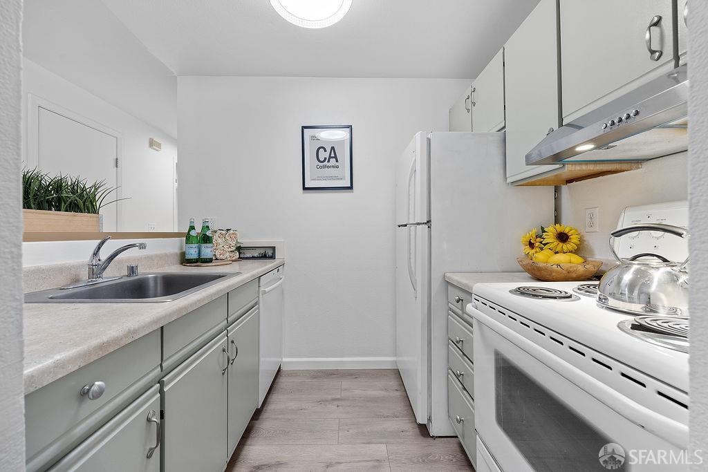 Detail Gallery Image 9 of 30 For 2901 Macarthur Blvd #104,  Oakland,  CA 94602 - 2 Beds | 1 Baths