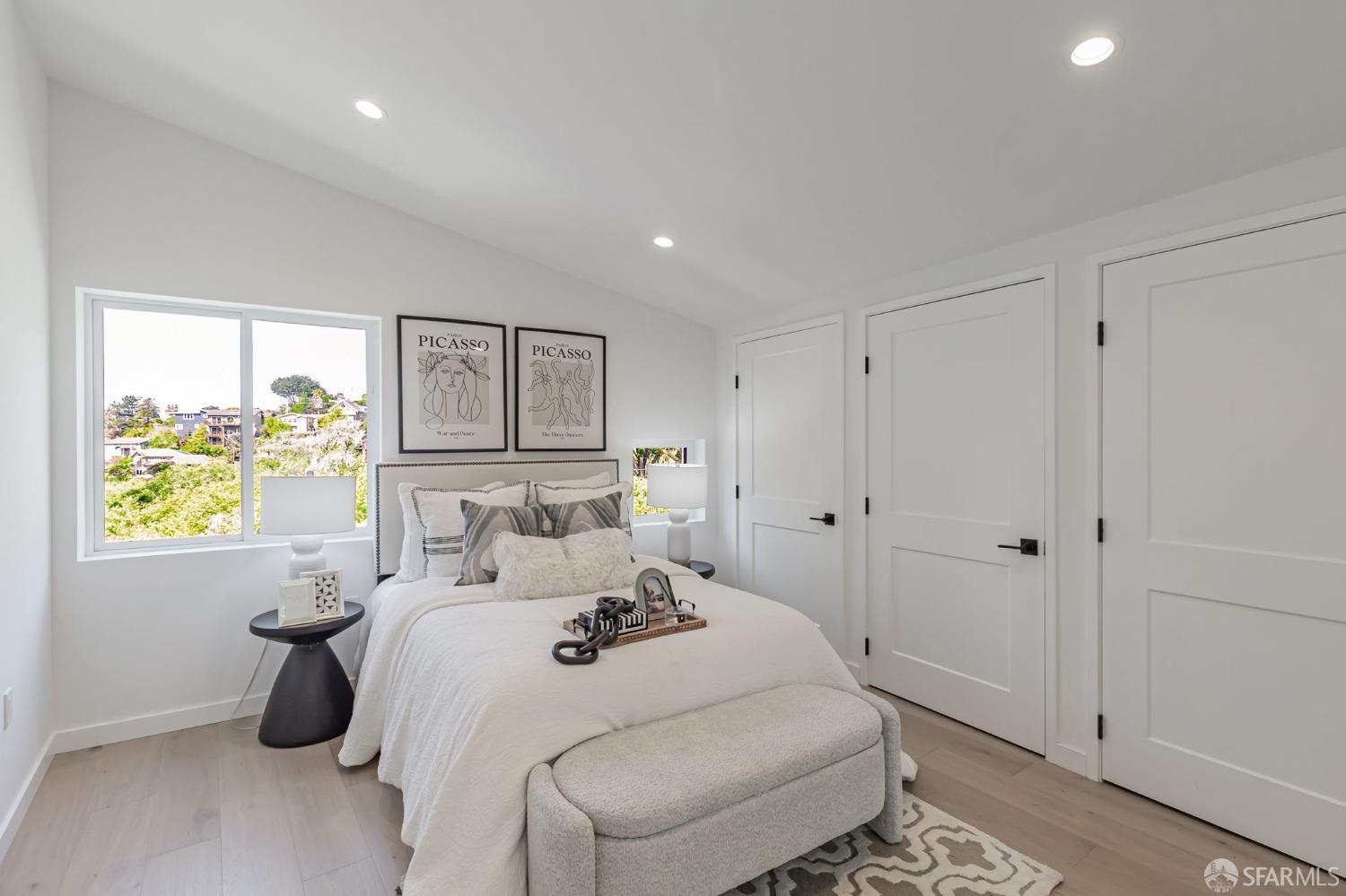 Detail Gallery Image 20 of 35 For 1841 Sunshine Valley Rd, Moss Beach,  CA 94038 - 4 Beds | 4 Baths