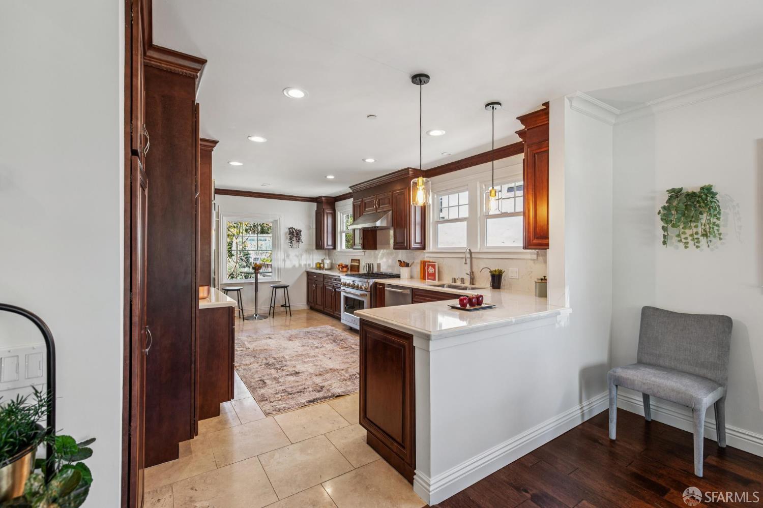 Detail Gallery Image 15 of 87 For 29 16th Ave, San Mateo,  CA 94402 - 4 Beds | 3 Baths