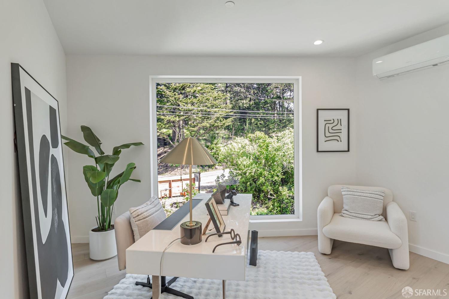 Detail Gallery Image 17 of 35 For 1841 Sunshine Valley Rd, Moss Beach,  CA 94038 - 4 Beds | 4 Baths