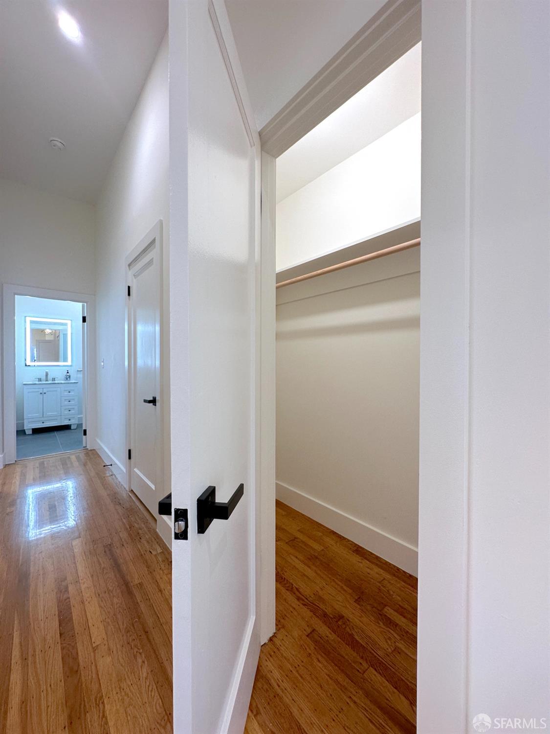 Detail Gallery Image 7 of 34 For 615 Octavia St, San Francisco,  CA 94102 - – Beds | – Baths