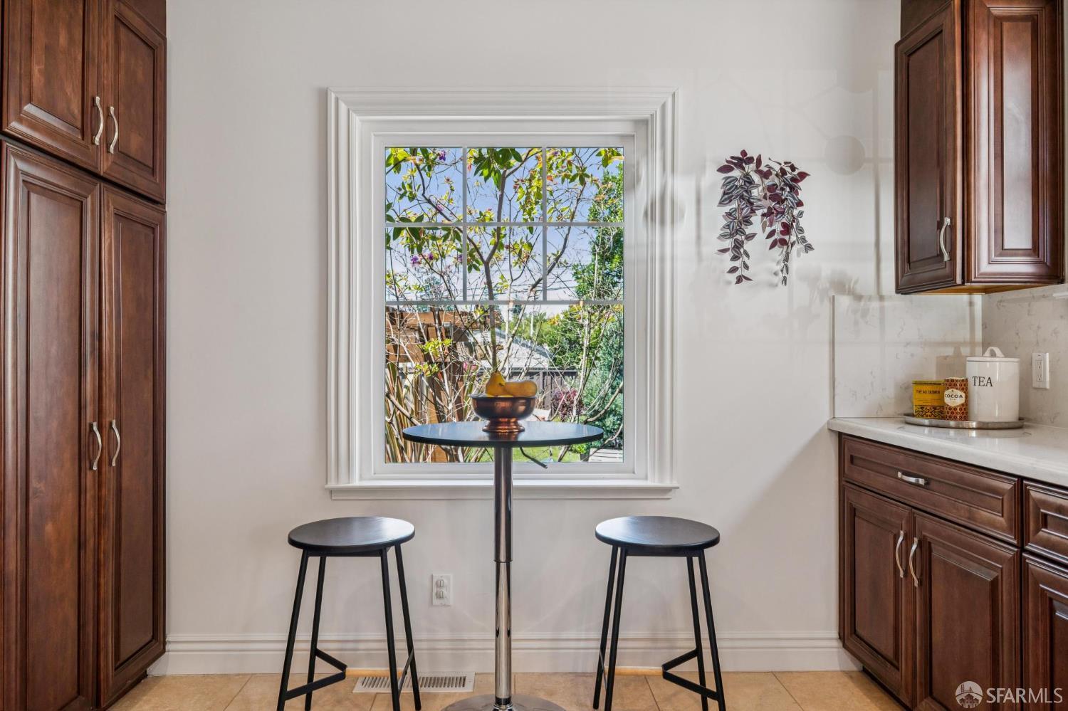 Detail Gallery Image 20 of 87 For 29 16th Ave, San Mateo,  CA 94402 - 4 Beds | 3 Baths