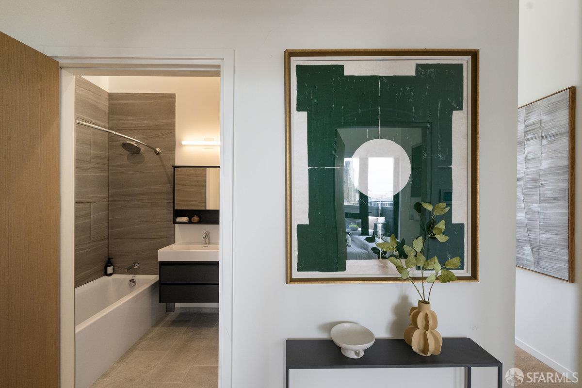 Detail Gallery Image 16 of 34 For 1523 Franklin St #801,  San Francisco,  CA 94109 - 3 Beds | 2 Baths