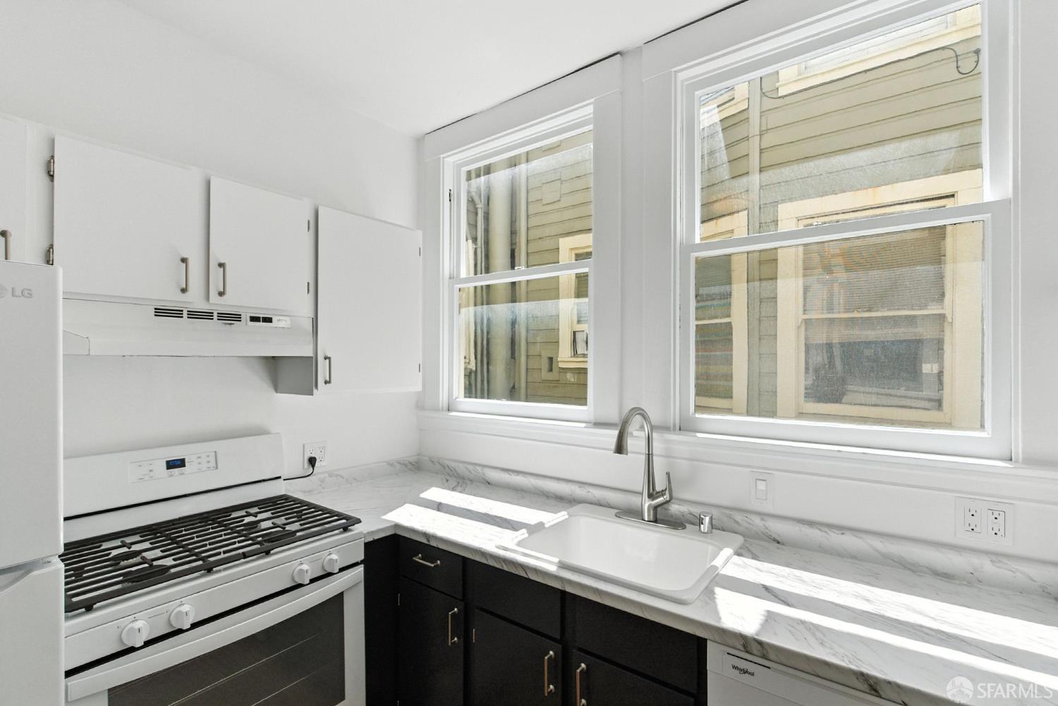 Photo #25: 425058443 Listing: Photo #25