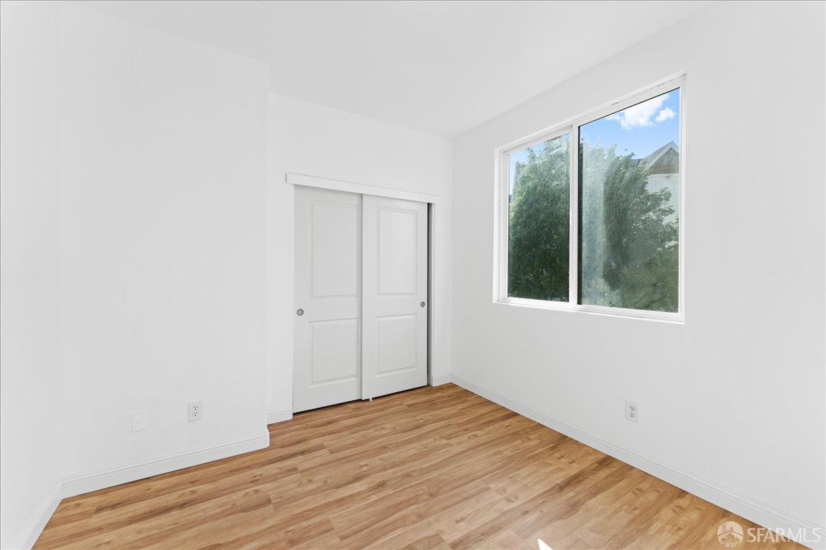 Detail Gallery Image 7 of 16 For 1565 Nevin Plz, Richmond,  CA 94801 - 3 Beds | 3 Baths