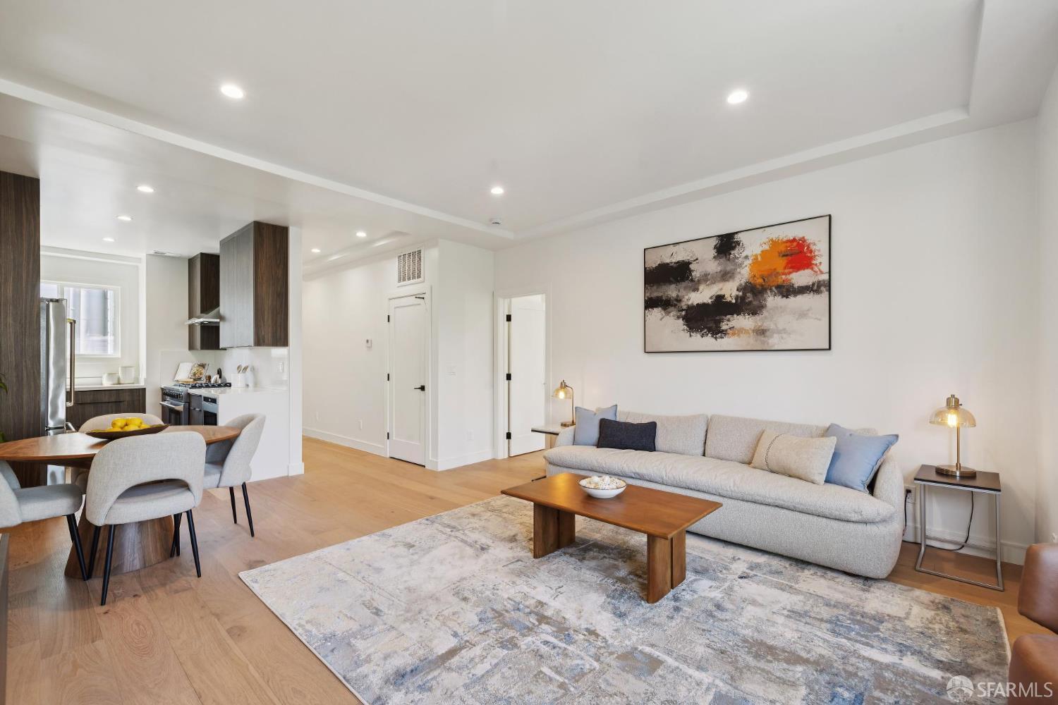 Detail Gallery Image 2 of 21 For 1234 Francisco St #1,  San Francisco,  CA 94123 - 2 Beds | 2 Baths