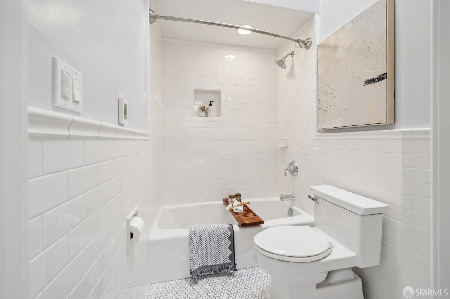 Detail Gallery Image 46 of 97 For 560 18th Ave, San Francisco,  CA 94121 - 4 Beds | 2/1 Baths