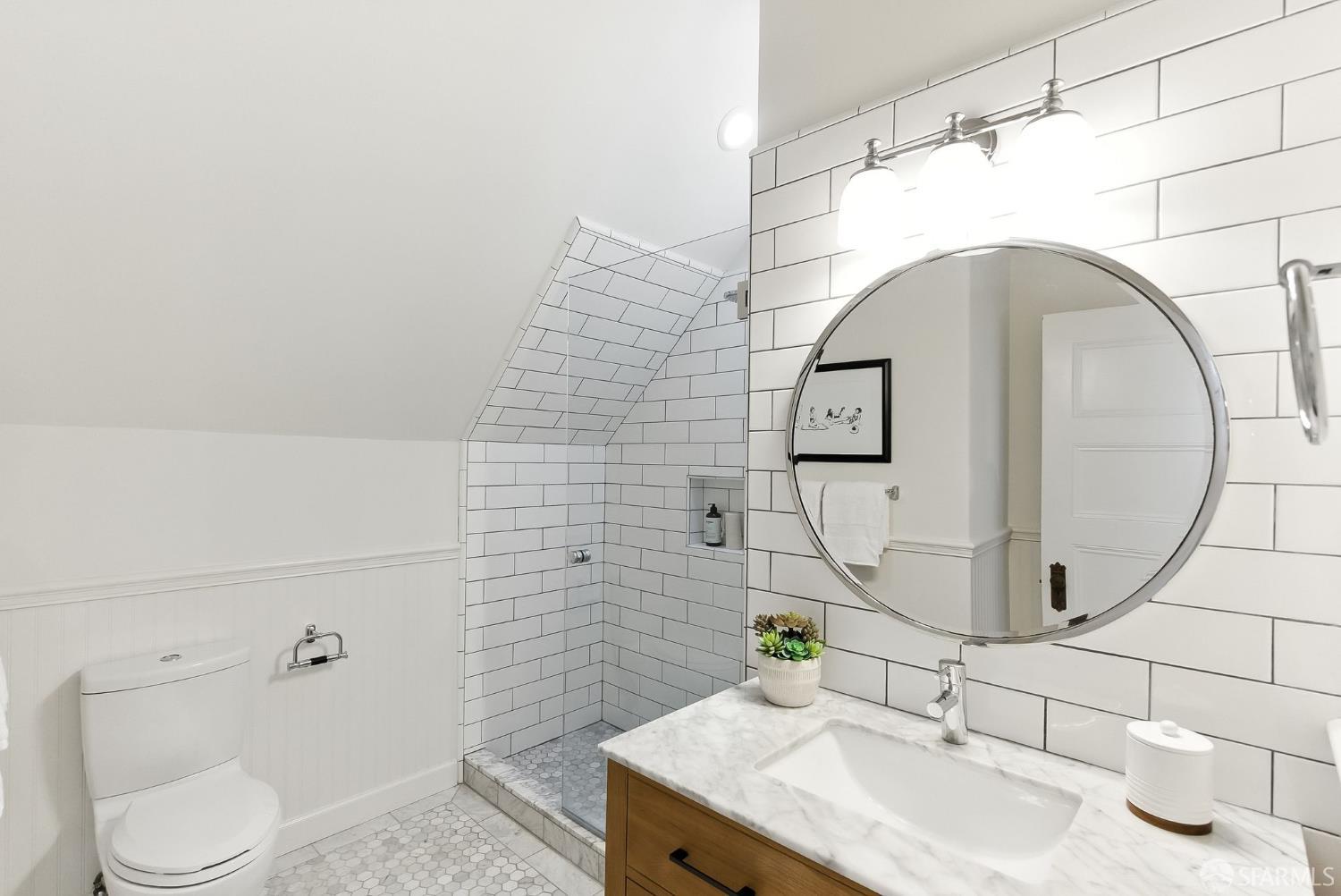 Detail Gallery Image 18 of 40 For 617 Broderick St #B,  San Francisco,  CA 94117 - 4 Beds | 4 Baths
