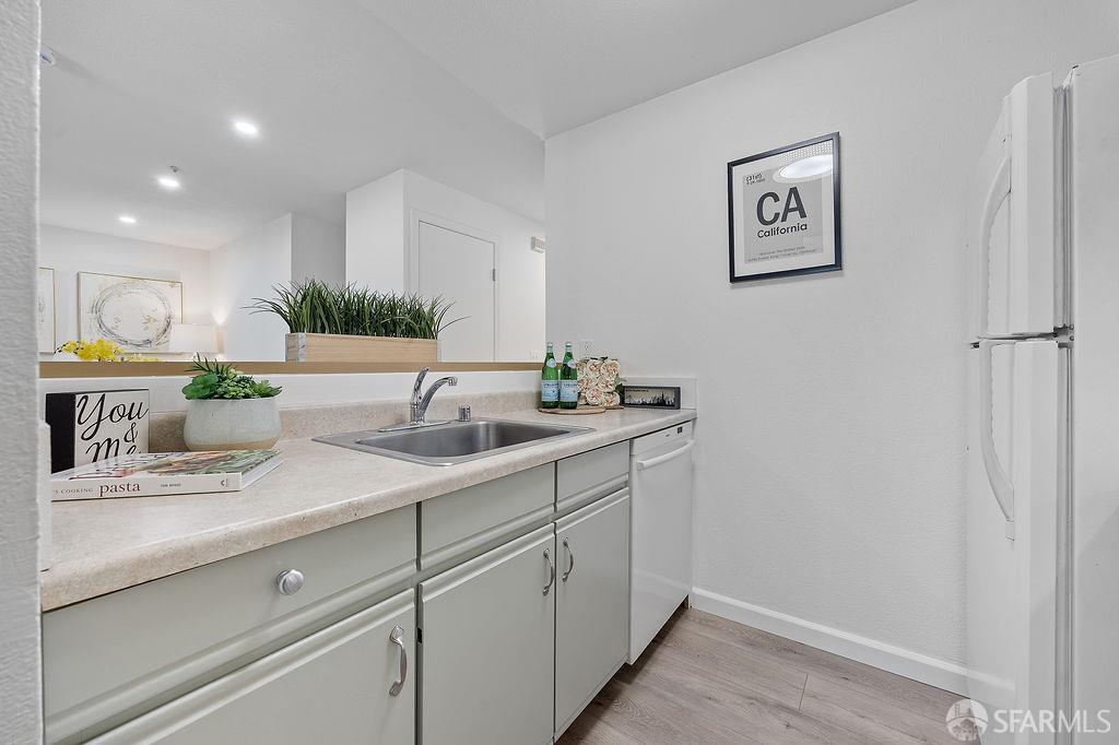 Detail Gallery Image 10 of 30 For 2901 Macarthur Blvd #104,  Oakland,  CA 94602 - 2 Beds | 1 Baths