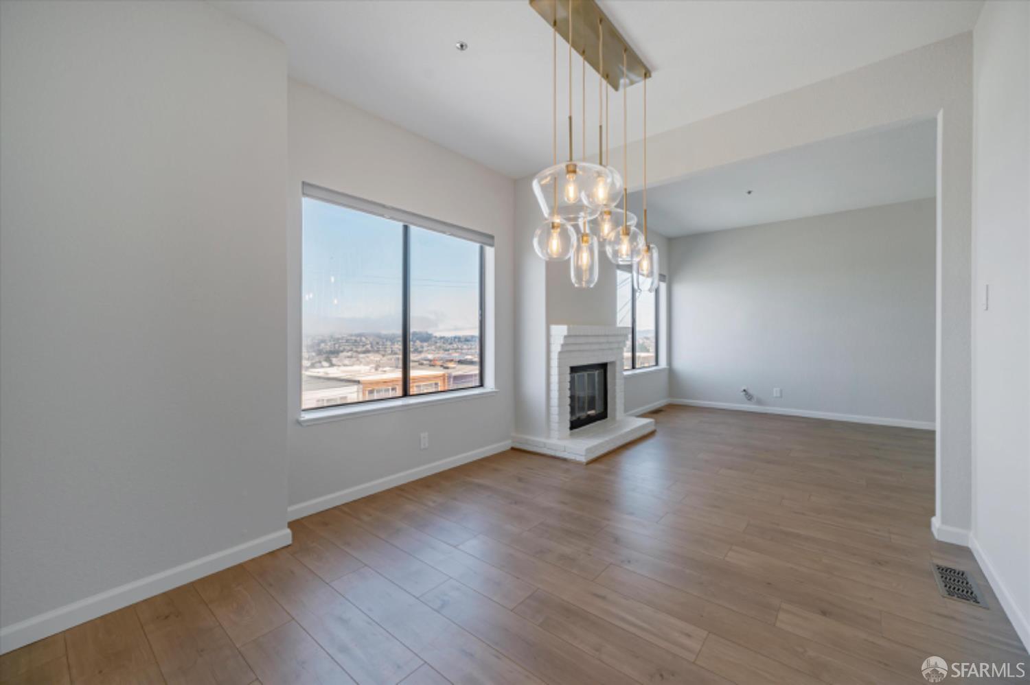 Detail Gallery Image 19 of 43 For 343 Frankfort St, Daly City,  CA 94014 - 5 Beds | 3 Baths