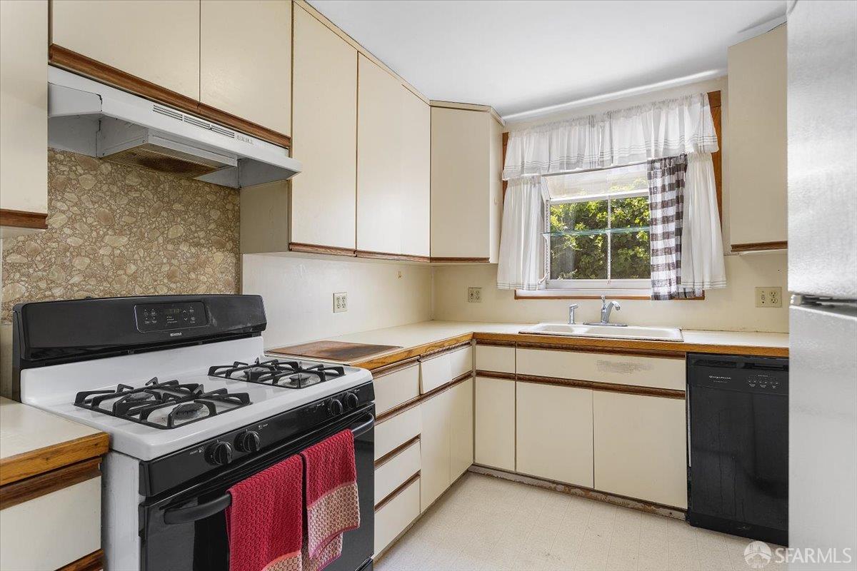 Detail Gallery Image 10 of 32 For 757 Circle Ct, South San Francisco,  CA 94080 - 2 Beds | 1 Baths