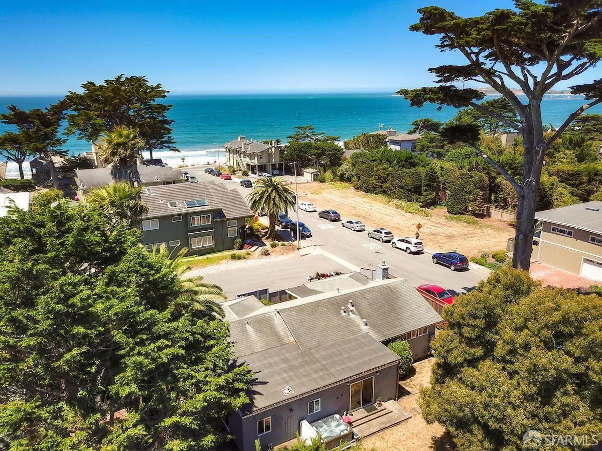 Detail Gallery Image 35 of 35 For 1841 Sunshine Valley Rd, Moss Beach,  CA 94038 - 4 Beds | 4 Baths