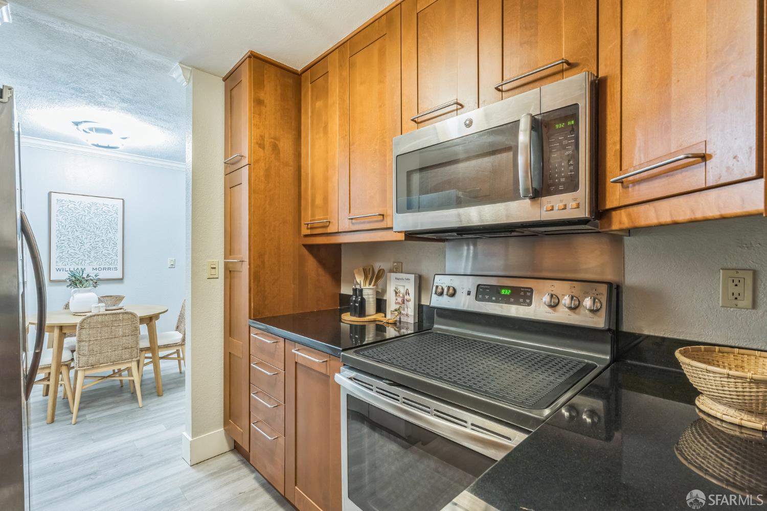 Detail Gallery Image 7 of 15 For 3193 Wayside Plz #23,  Walnut Creek,  CA 94597 - 1 Beds | 1 Baths