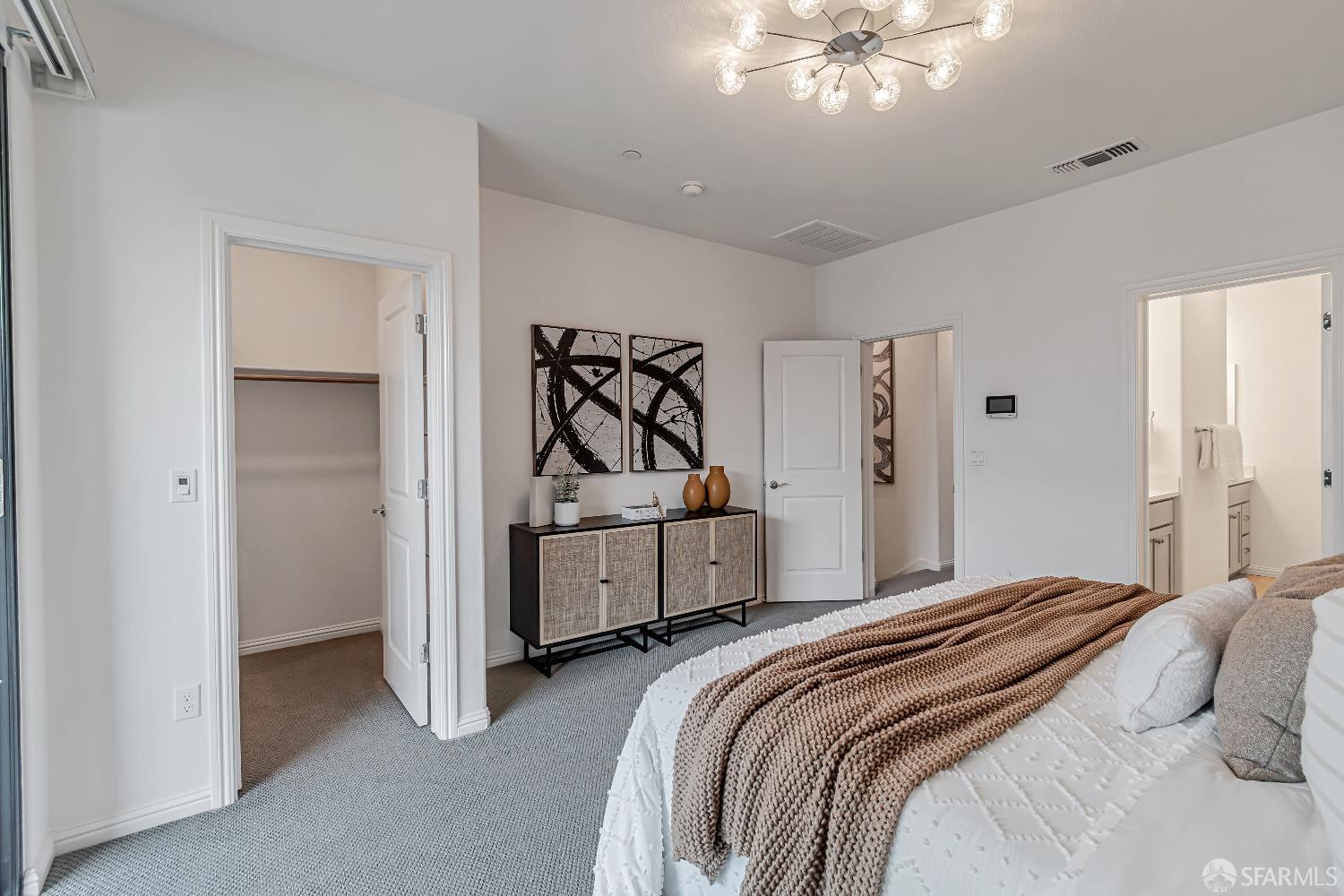 Detail Gallery Image 16 of 33 For 192 Waters Park Cir #2,  San Mateo,  CA 94403 - 2 Beds | 2/1 Baths