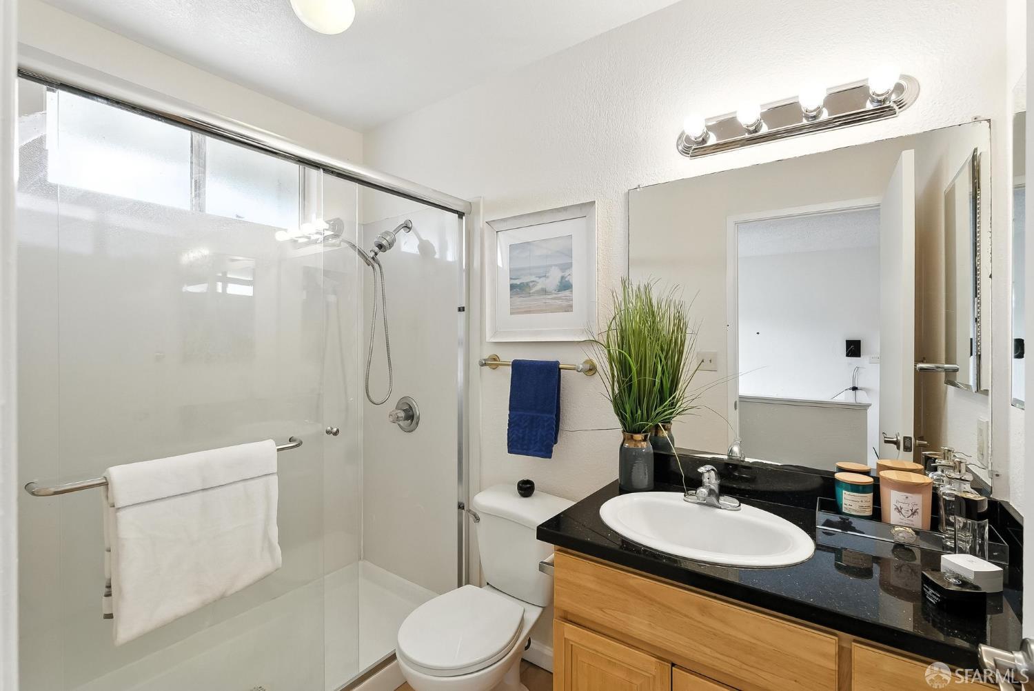 Detail Gallery Image 27 of 41 For 113 Westgate Cir, San Pablo,  CA 94806 - 2 Beds | 1/1 Baths