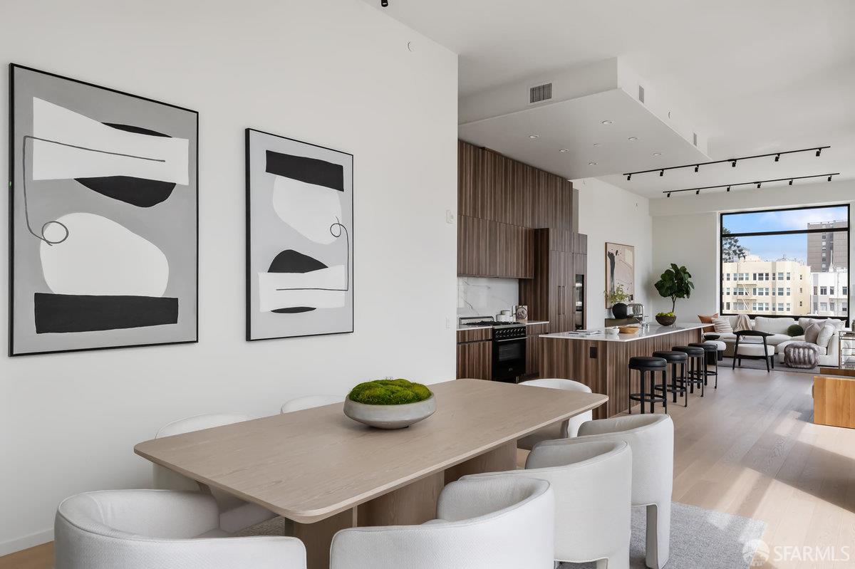 Detail Gallery Image 2 of 34 For 1523 Franklin St #801,  San Francisco,  CA 94109 - 3 Beds | 2 Baths