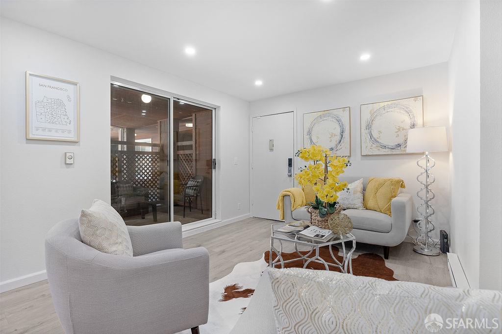 Detail Gallery Image 4 of 30 For 2901 Macarthur Blvd #104,  Oakland,  CA 94602 - 2 Beds | 1 Baths
