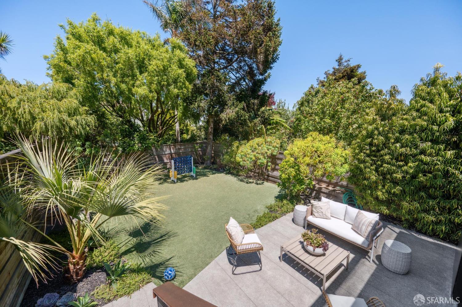 Detail Gallery Image 83 of 85 For 466 Clipper St, San Francisco,  CA 94114 - 5 Beds | 3/1 Baths