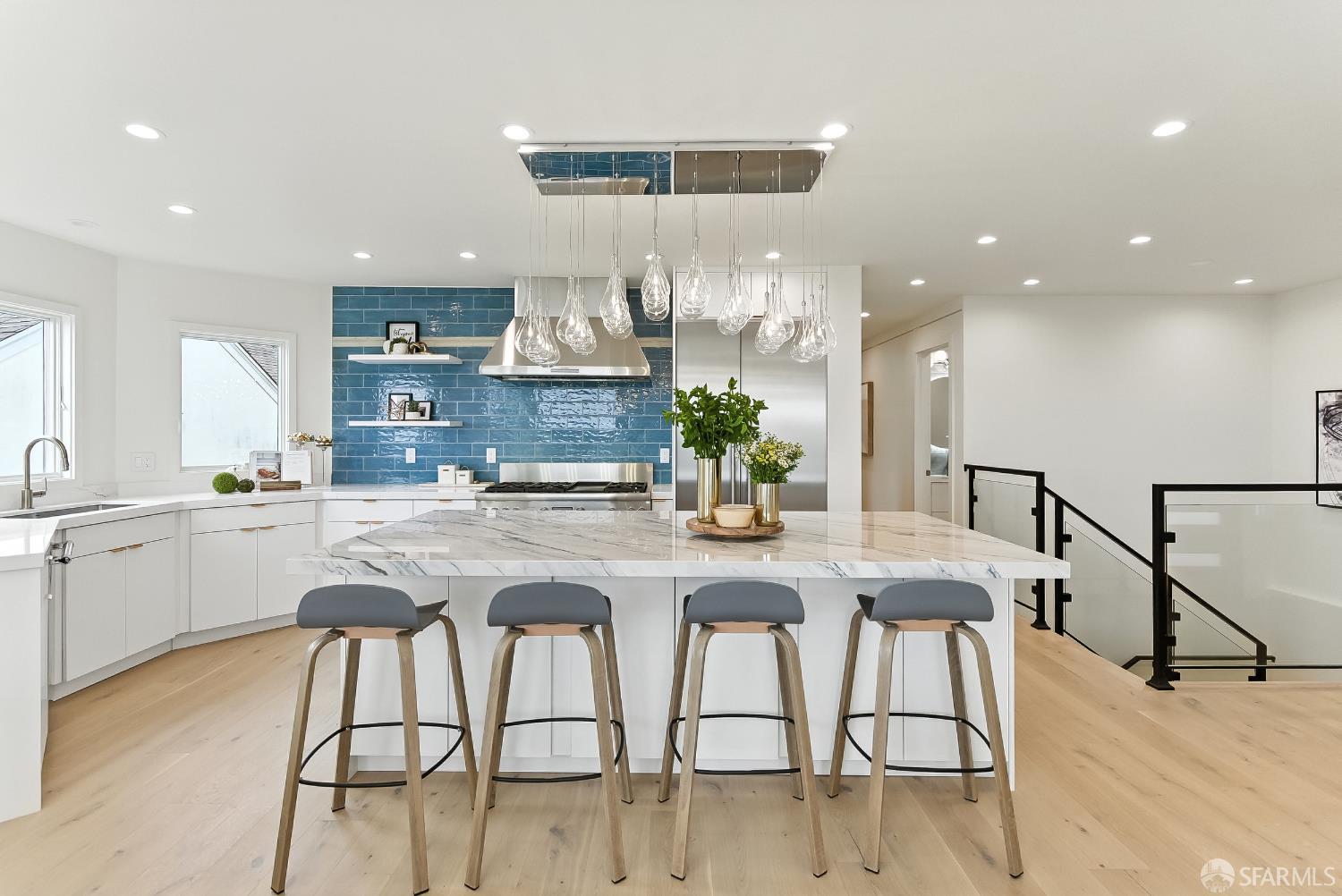 Detail Gallery Image 9 of 42 For 160 Upland Dr, San Francisco,  CA 94127 - 5 Beds | 4 Baths