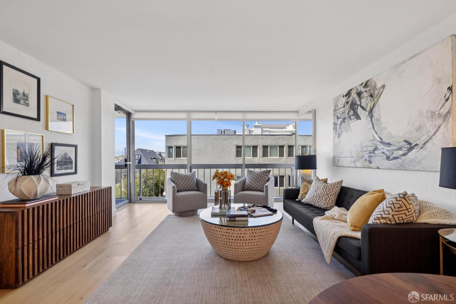 Detail Gallery Image 2 of 29 For 2200 Sacramento St #403,  San Francisco,  CA 94115 - 2 Beds | 2 Baths