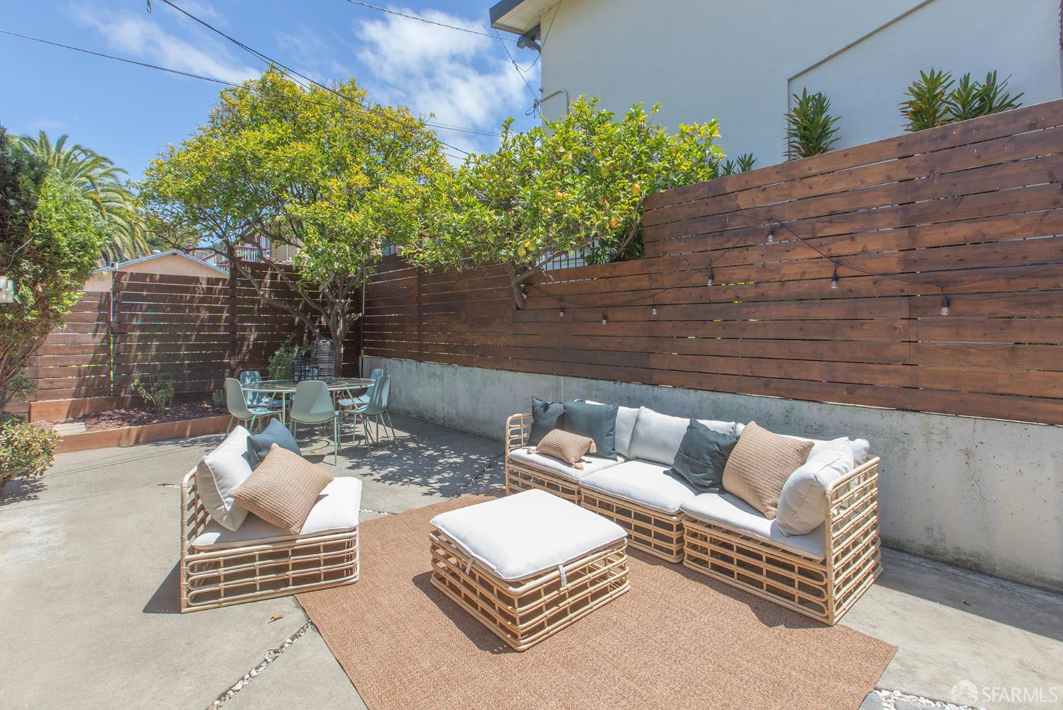 Detail Gallery Image 34 of 57 For 3432 Champion St, Oakland,  CA 94602 - 3 Beds | 2 Baths