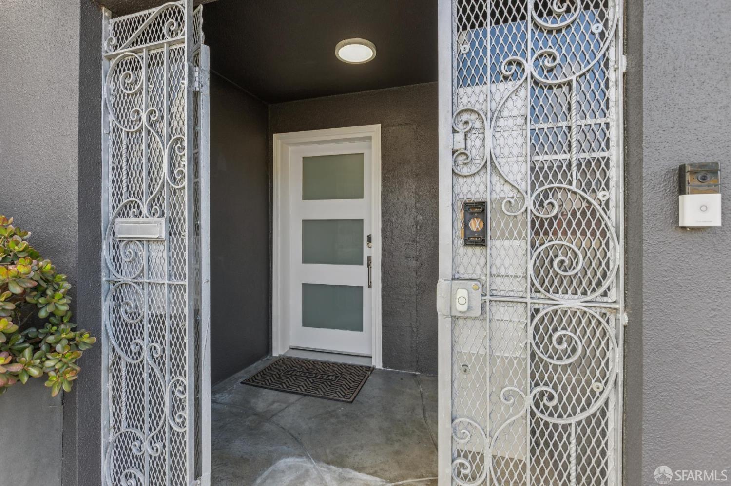 Detail Gallery Image 17 of 55 For 15 Belle Ave, San Francisco,  CA 94132 - 3 Beds | 2 Baths