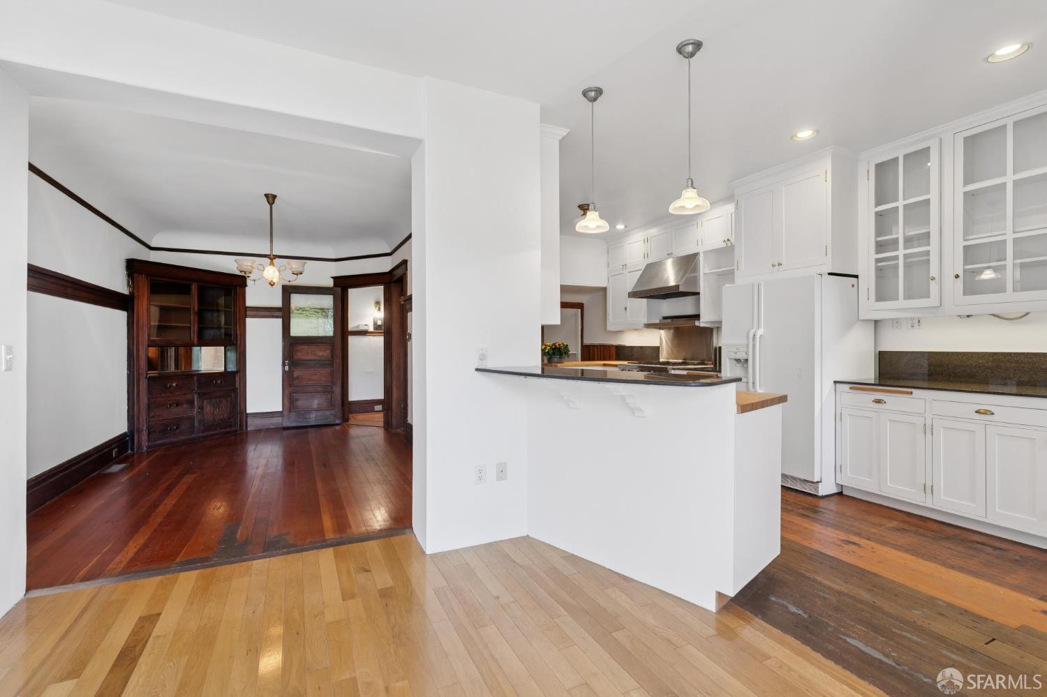 Detail Gallery Image 16 of 32 For 1781 Sanchez St, San Francisco,  CA 94131 - 4 Beds | 2/1 Baths