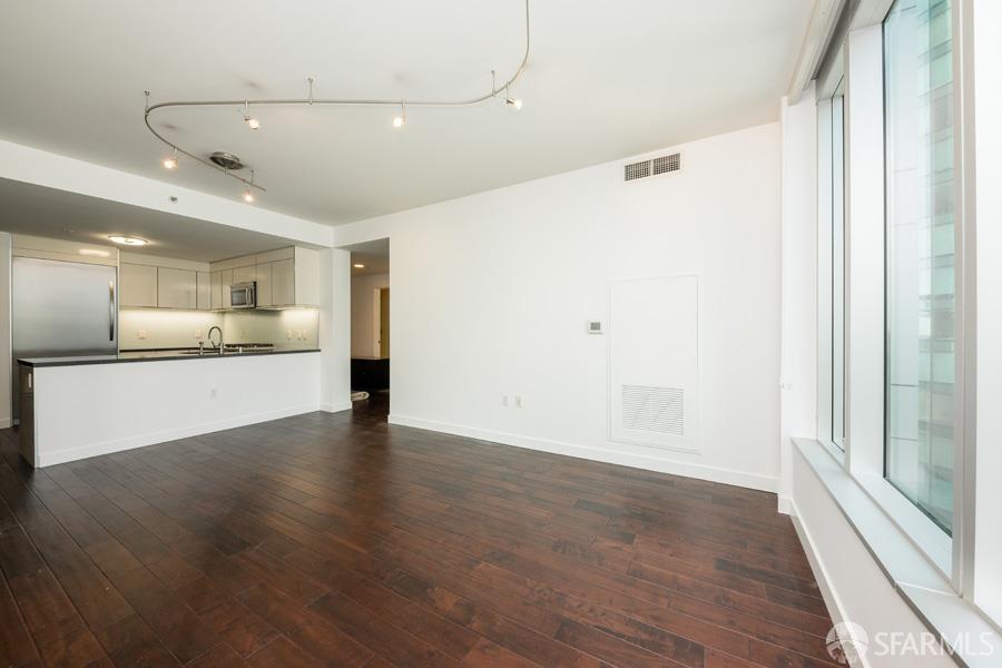 Detail Gallery Image 2 of 39 For 338 Spear St 11a,  San Francisco,  CA 94105 - 2 Beds | 2 Baths