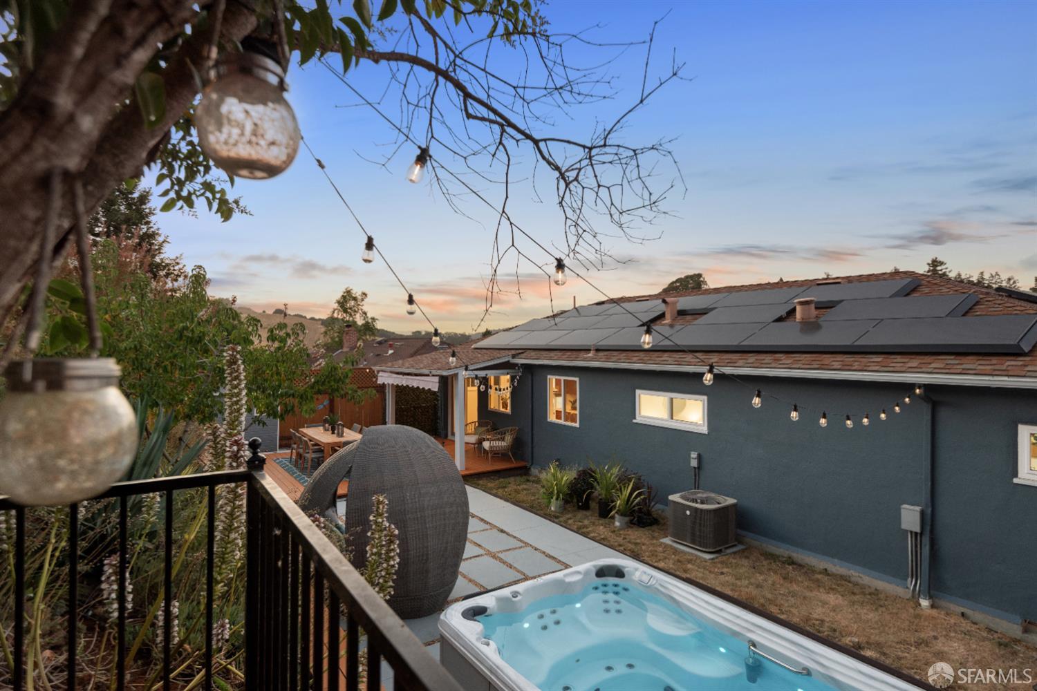 Detail Gallery Image 20 of 44 For 18623 Laredo Rd, Castro Valley,  CA 94546 - 3 Beds | 1/1 Baths