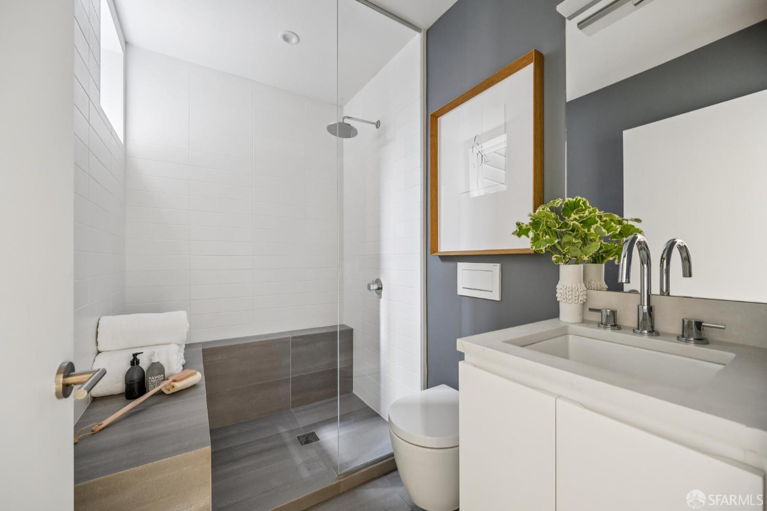 Detail Gallery Image 74 of 85 For 466 Clipper St, San Francisco,  CA 94114 - 5 Beds | 3/1 Baths