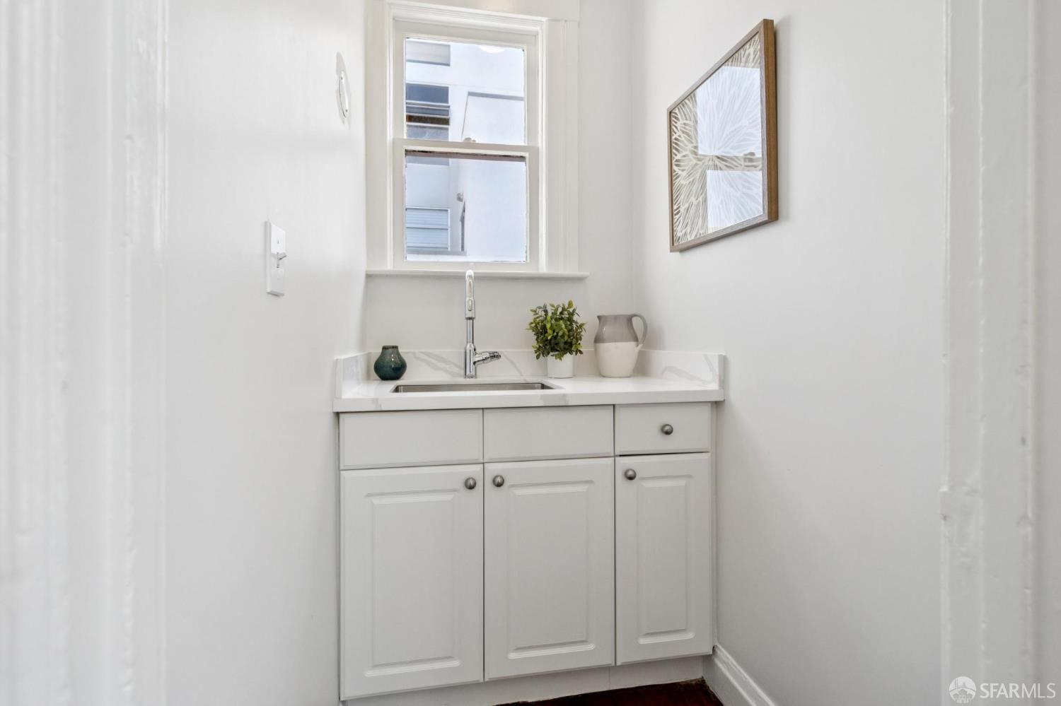 Detail Gallery Image 14 of 49 For 39 Moss St, San Francisco,  CA 94103 - 1 Beds | 1 Baths