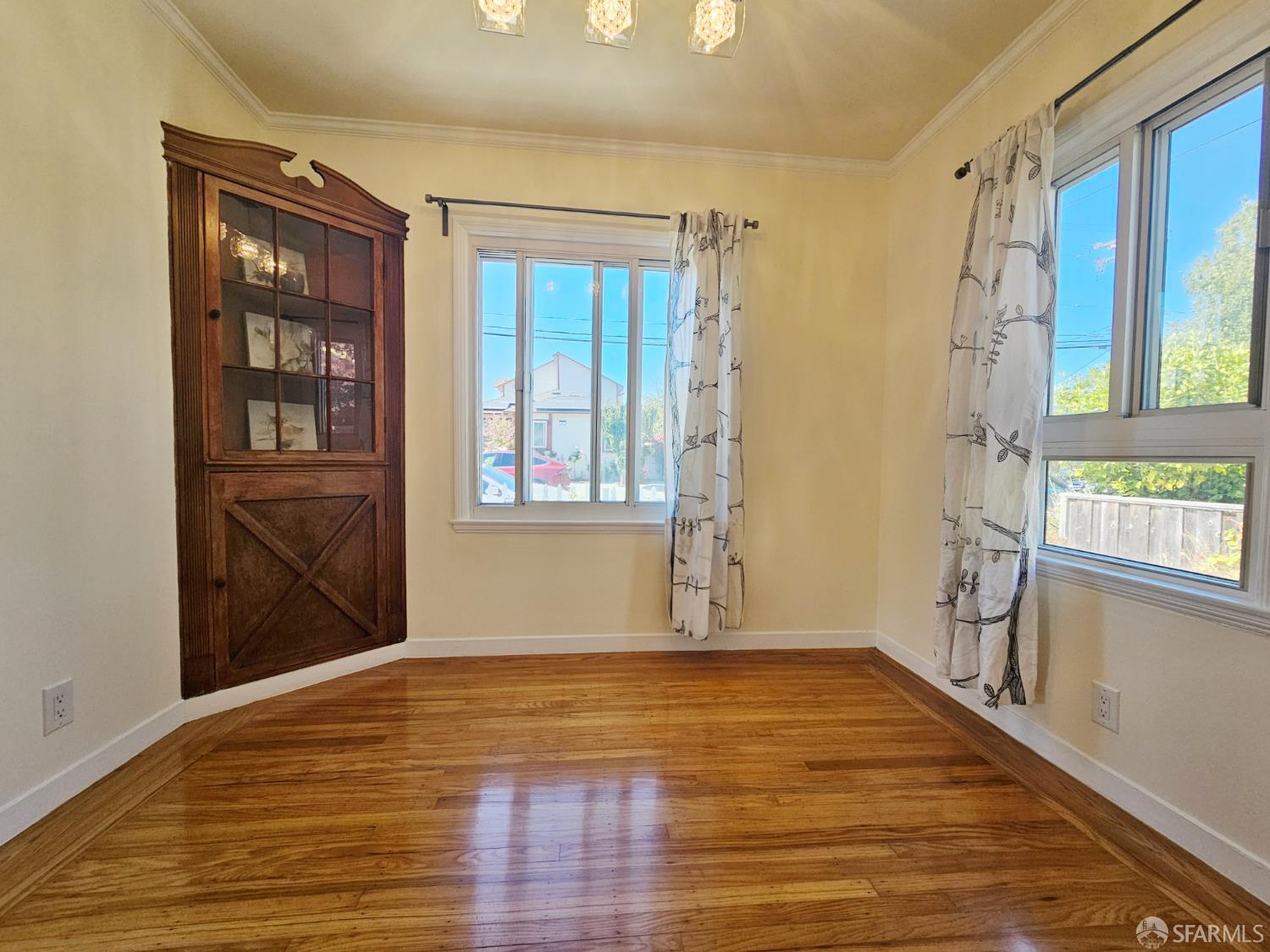Detail Gallery Image 12 of 42 For 310 Pine St, San Bruno,  CA 94066 - 3 Beds | 2 Baths