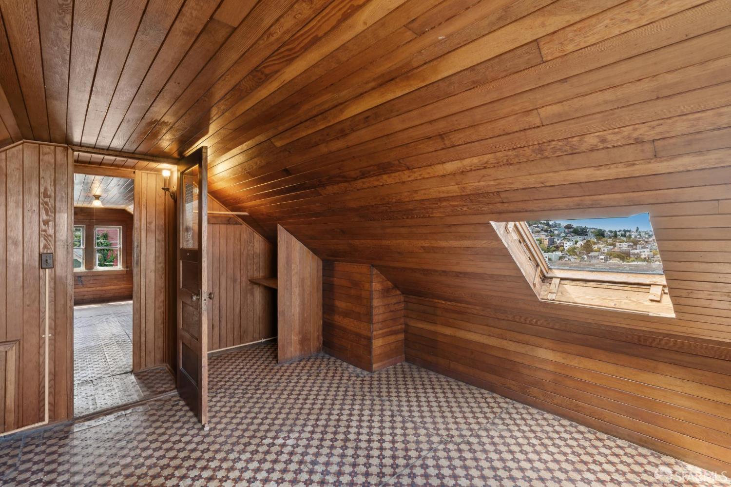 Detail Gallery Image 27 of 32 For 1781 Sanchez St, San Francisco,  CA 94131 - 4 Beds | 2/1 Baths