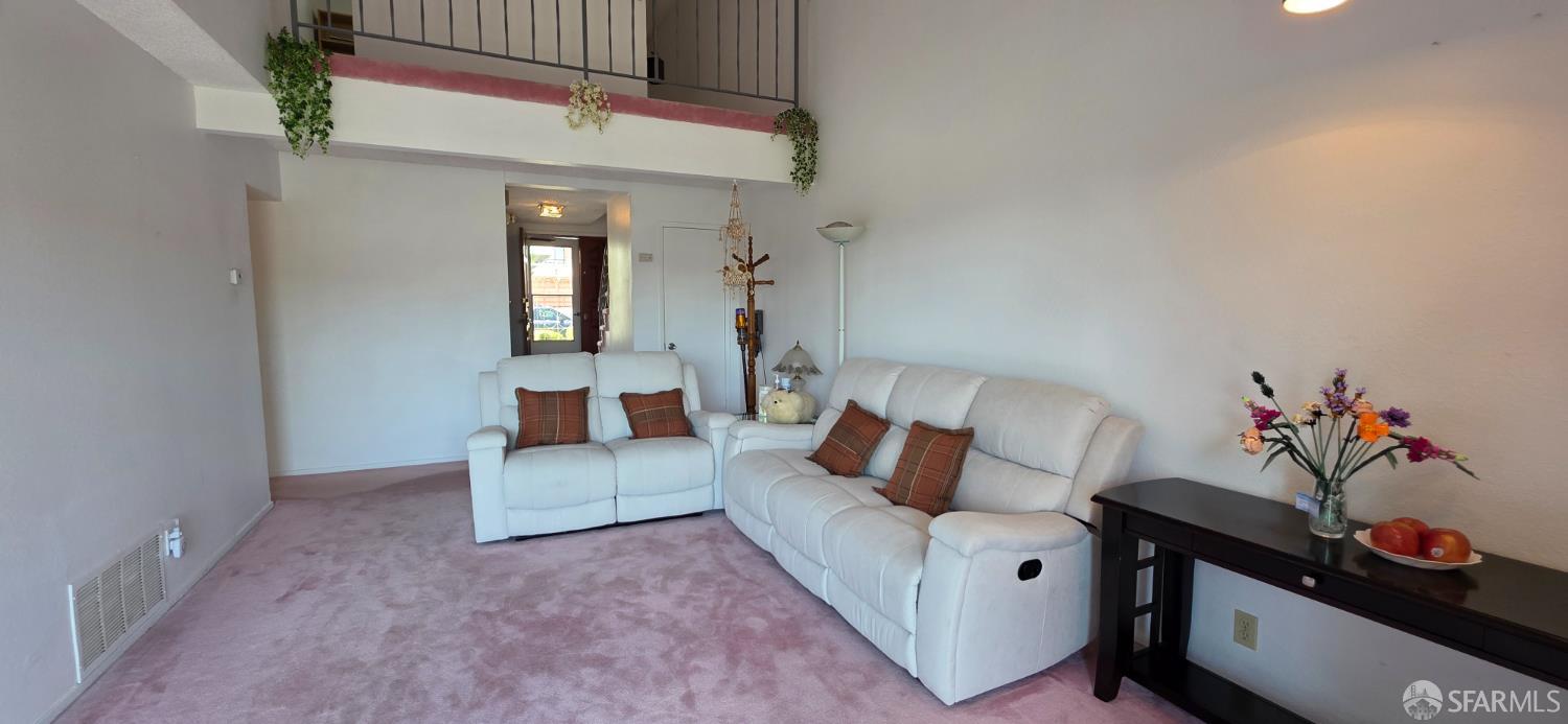 Detail Gallery Image 7 of 34 For 3984 Haussman Ct, South San Francisco,  CA 94080 - 3 Beds | 2/1 Baths