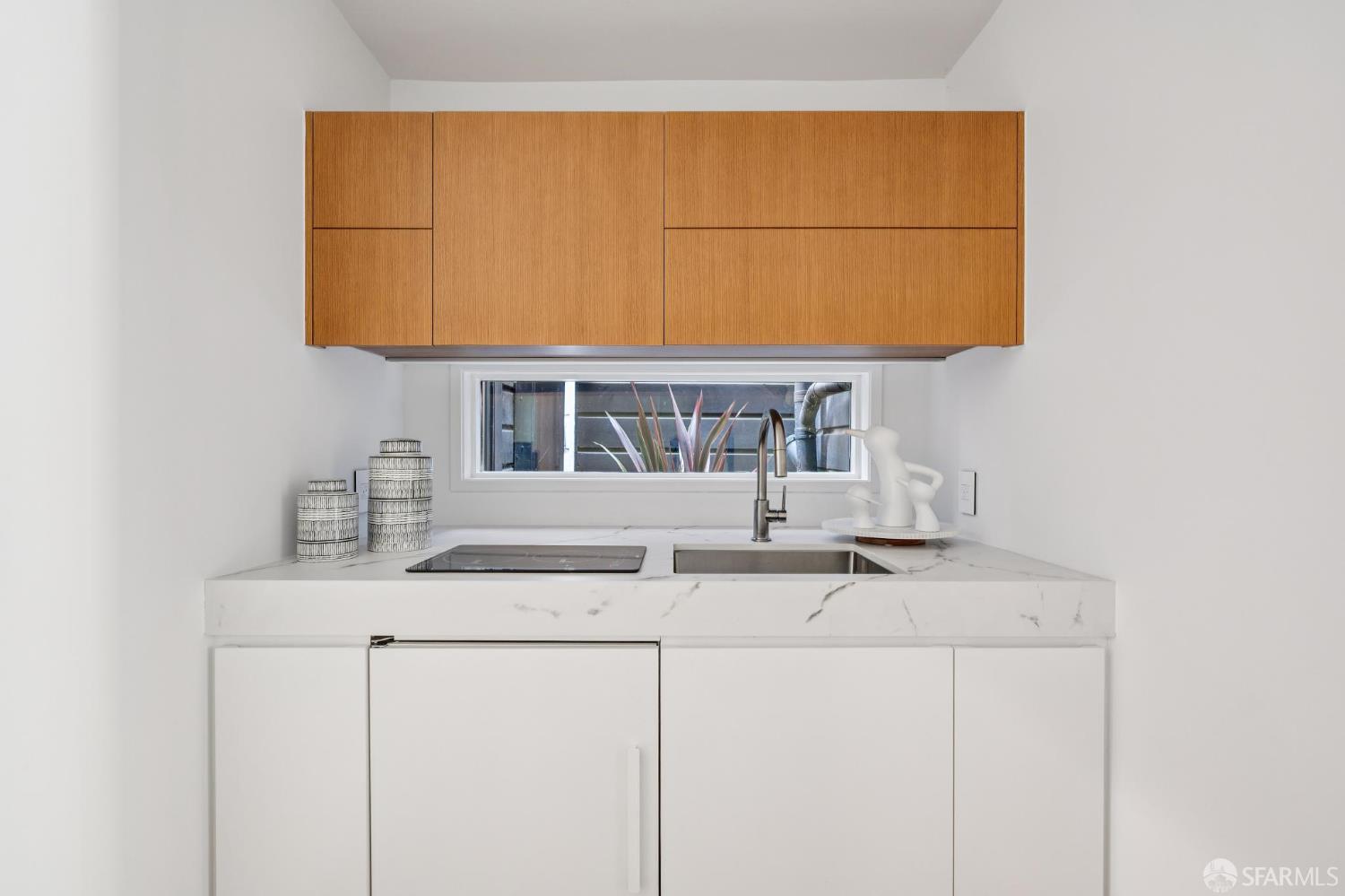 Detail Gallery Image 73 of 85 For 466 Clipper St, San Francisco,  CA 94114 - 5 Beds | 3/1 Baths
