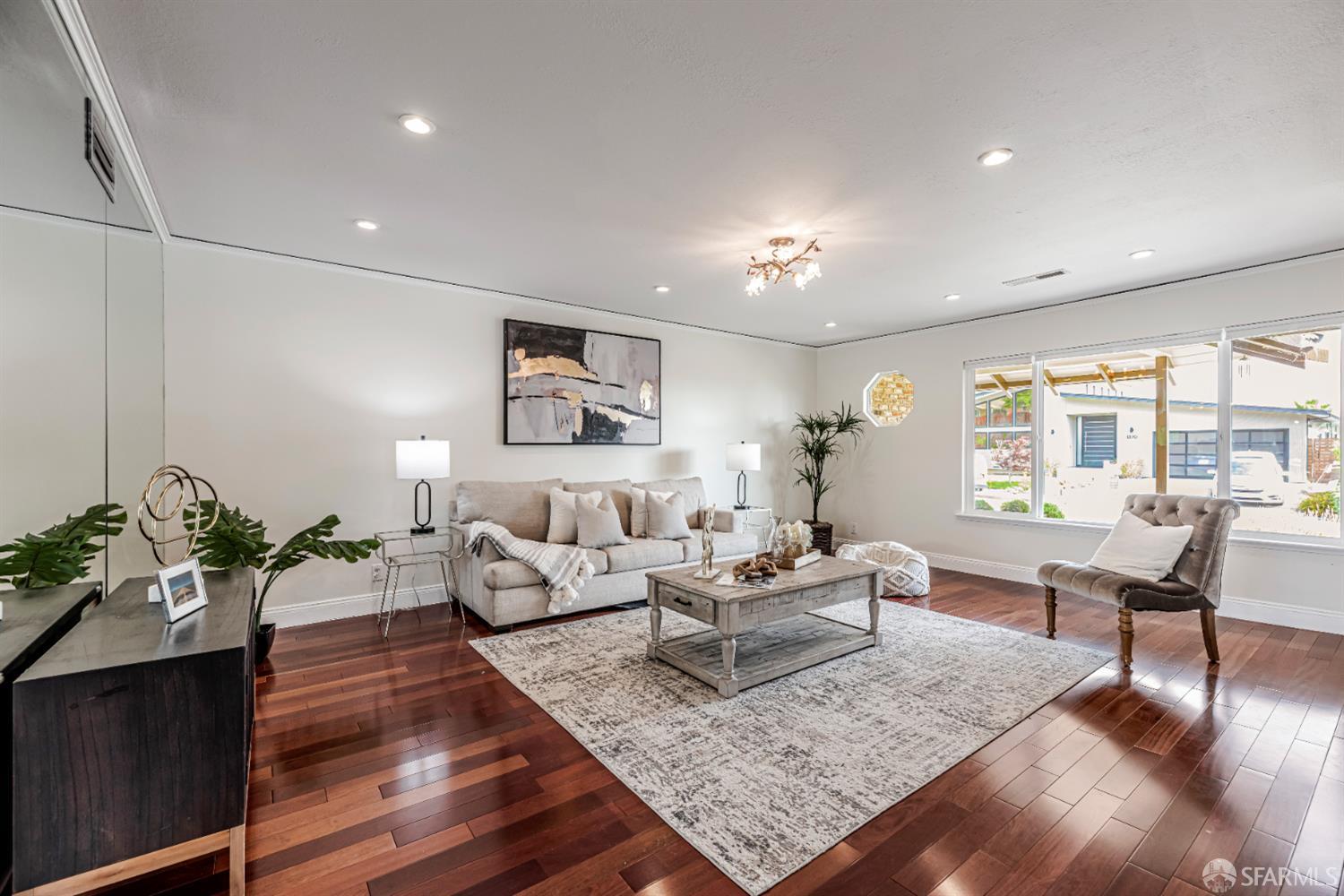 Detail Gallery Image 6 of 70 For 1371 Encina Dr, Millbrae,  CA 94030 - 3 Beds | 2 Baths
