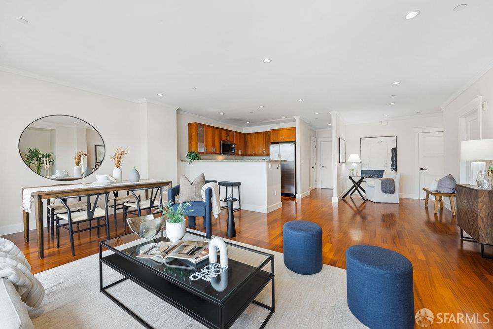 Detail Gallery Image 5 of 39 For 1354 Utah St, San Francisco,  CA 94110 - 2 Beds | 2/1 Baths