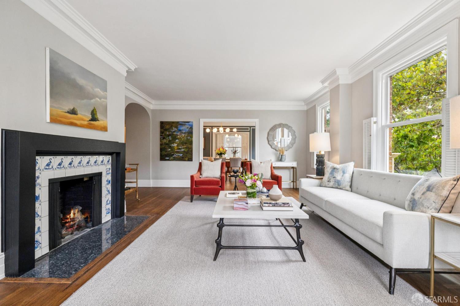 Photo #5: 425058812 Listing 