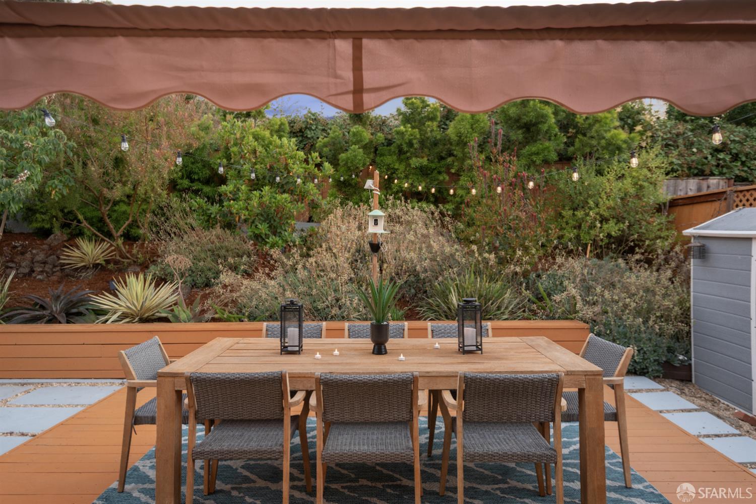 Detail Gallery Image 14 of 44 For 18623 Laredo Rd, Castro Valley,  CA 94546 - 3 Beds | 1/1 Baths