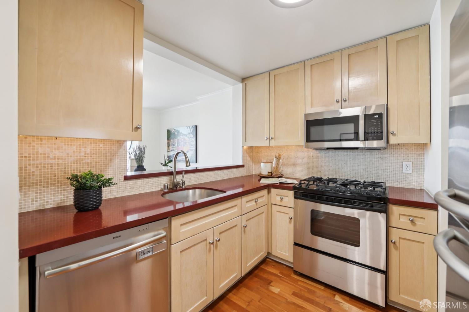 Detail Gallery Image 14 of 39 For 1650 N Jackson St #806,  San Francisco,  CA 94109 - 1 Beds | 1 Baths