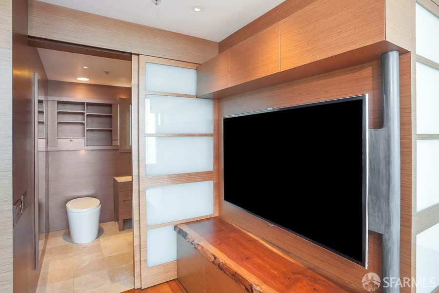 Detail Gallery Image 5 of 32 For 301 Main St 27c,  San Francisco,  CA 94105 - 0 Beds | 1 Baths
