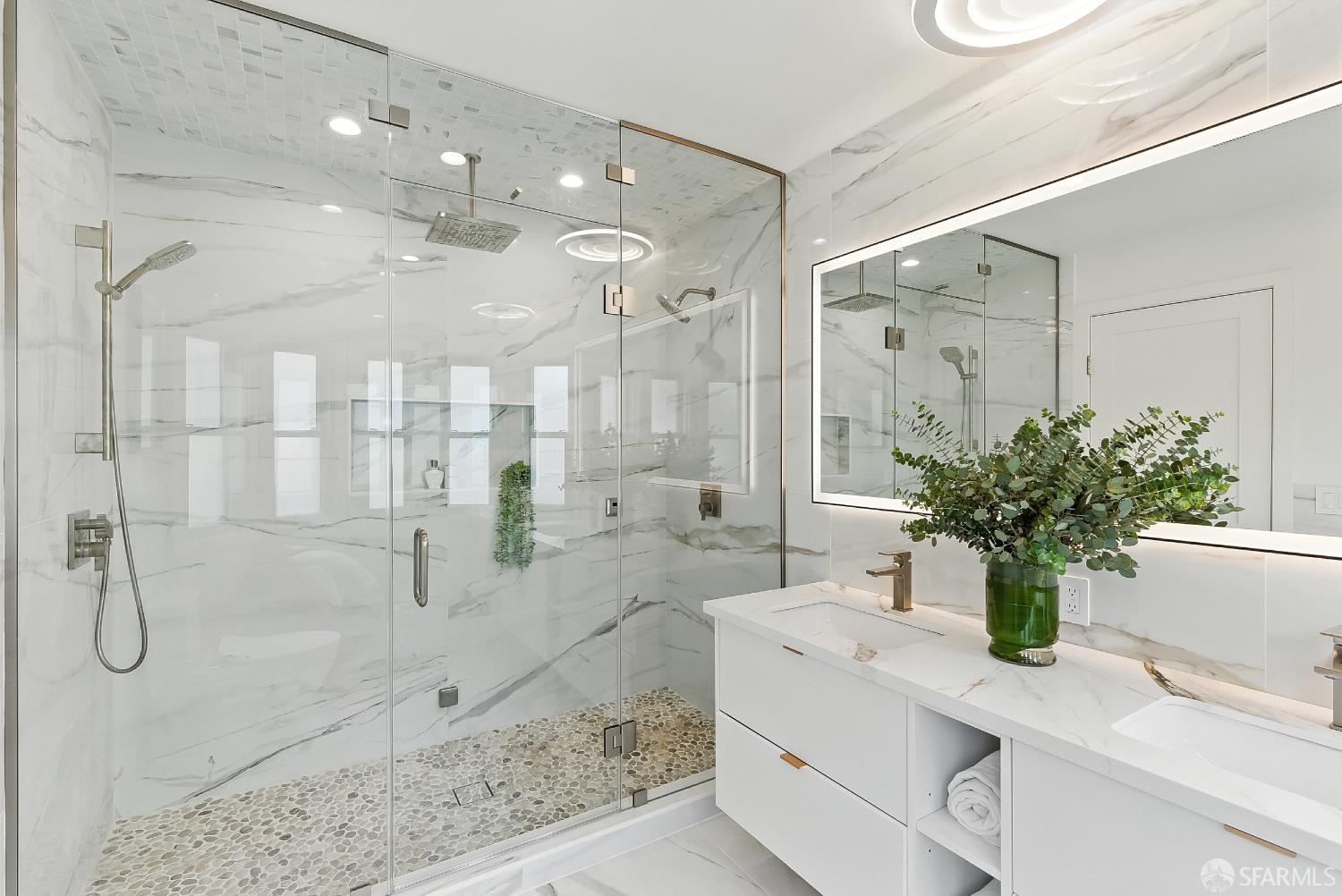 Detail Gallery Image 21 of 42 For 160 Upland Dr, San Francisco,  CA 94127 - 5 Beds | 4 Baths