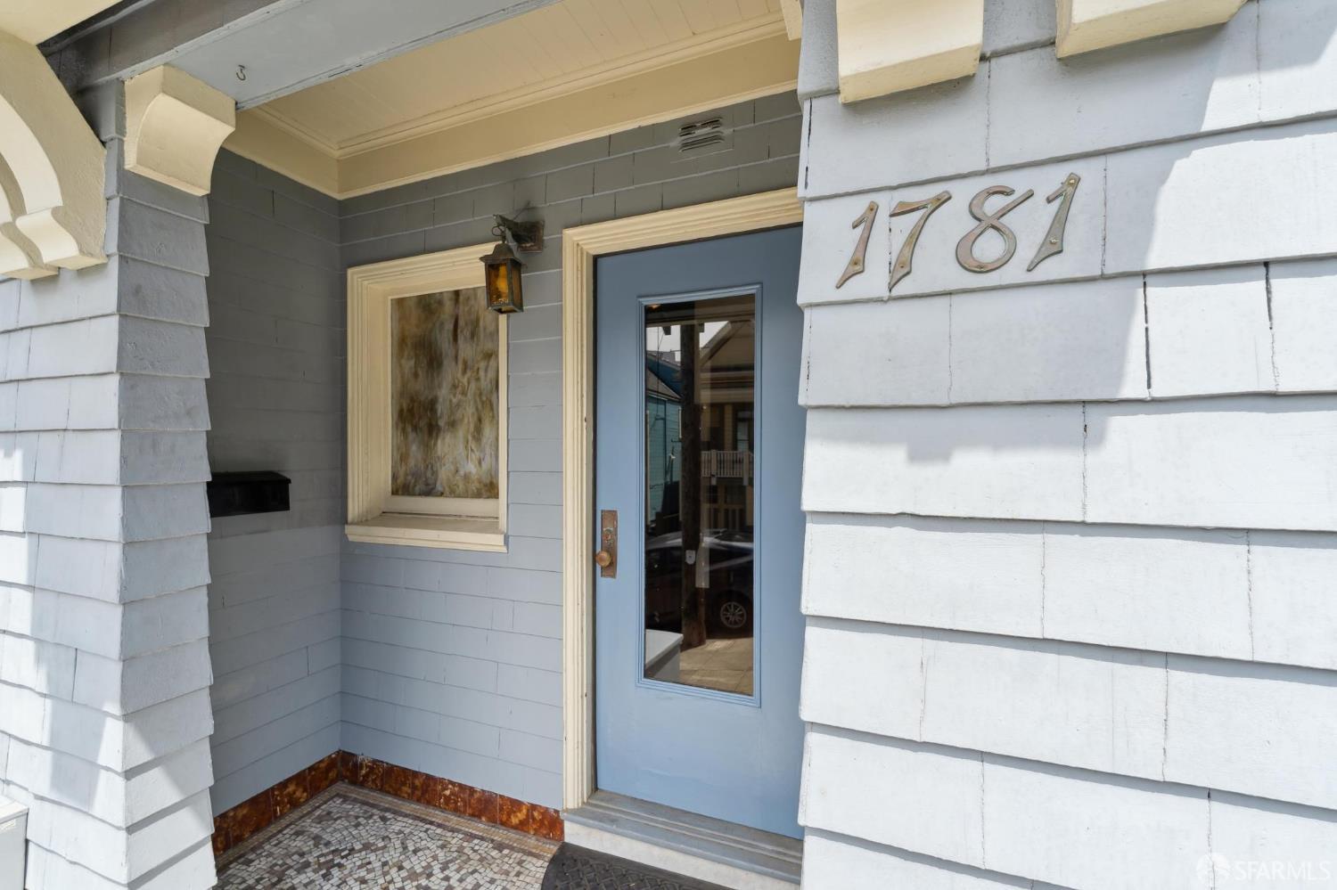 Detail Gallery Image 8 of 32 For 1781 Sanchez St, San Francisco,  CA 94131 - 4 Beds | 2/1 Baths