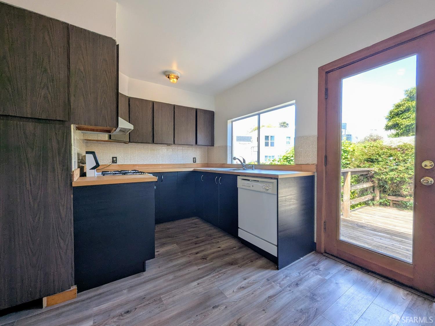 Detail Gallery Image 10 of 37 For 3639 Mission St, San Francisco,  CA 94110 - 3 Beds | 2 Baths