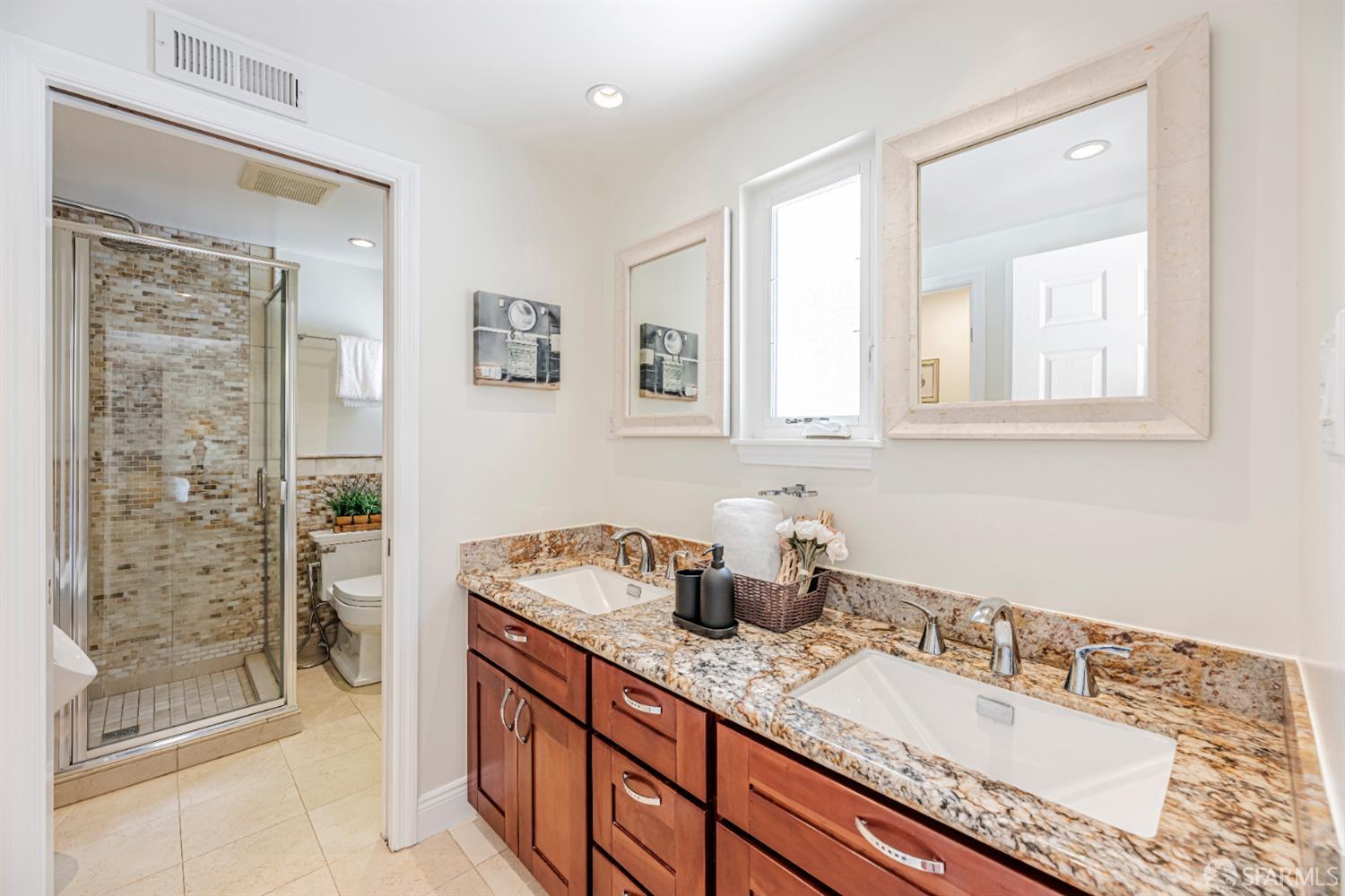Detail Gallery Image 33 of 70 For 1371 Encina Dr, Millbrae,  CA 94030 - 3 Beds | 2 Baths