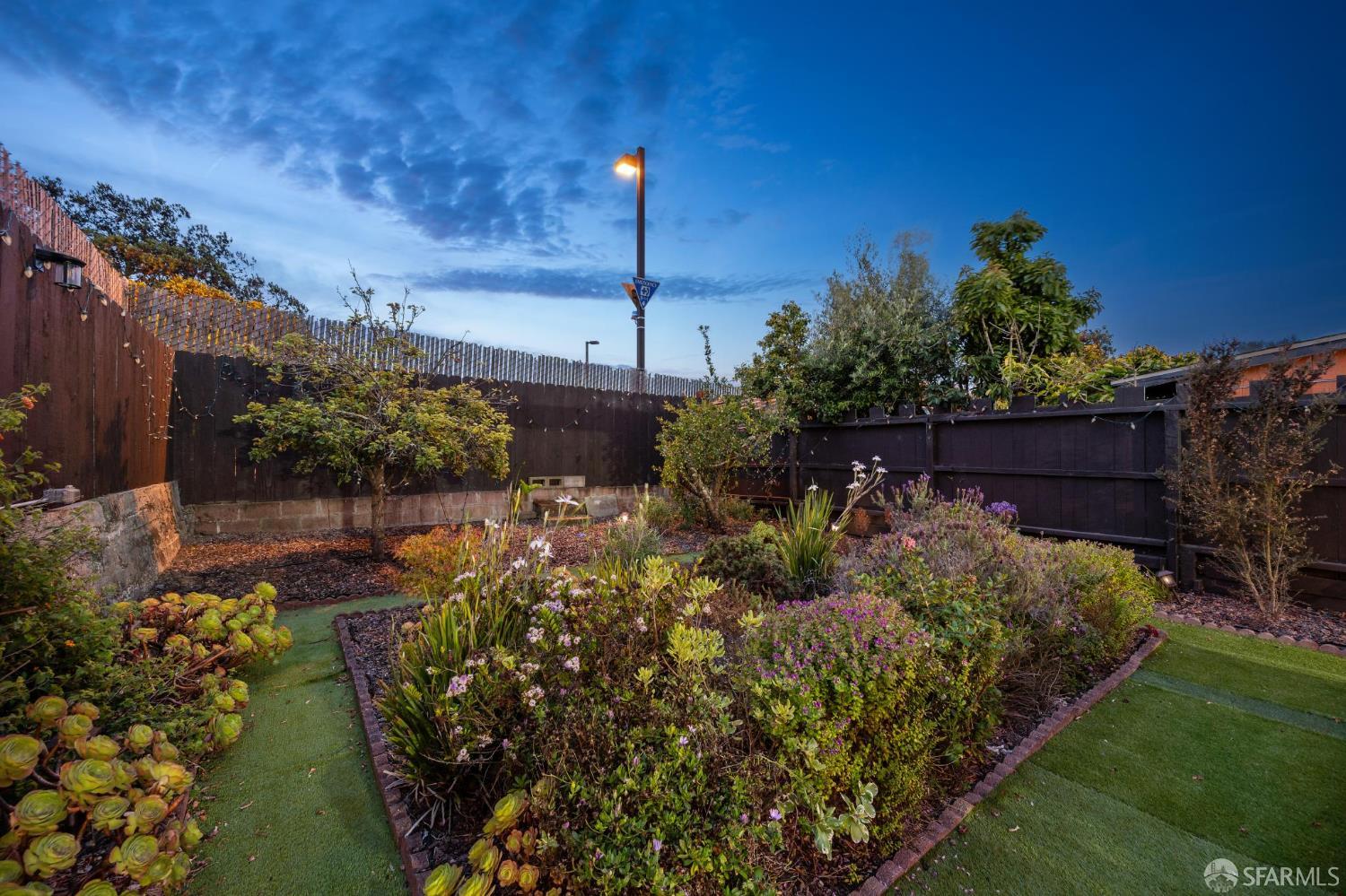 Detail Gallery Image 40 of 55 For 15 Belle Ave, San Francisco,  CA 94132 - 3 Beds | 2 Baths