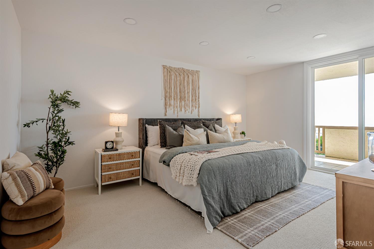 Detail Gallery Image 17 of 65 For 340 Vallejo Dr #71,  Millbrae,  CA 94030 - 3 Beds | 2 Baths