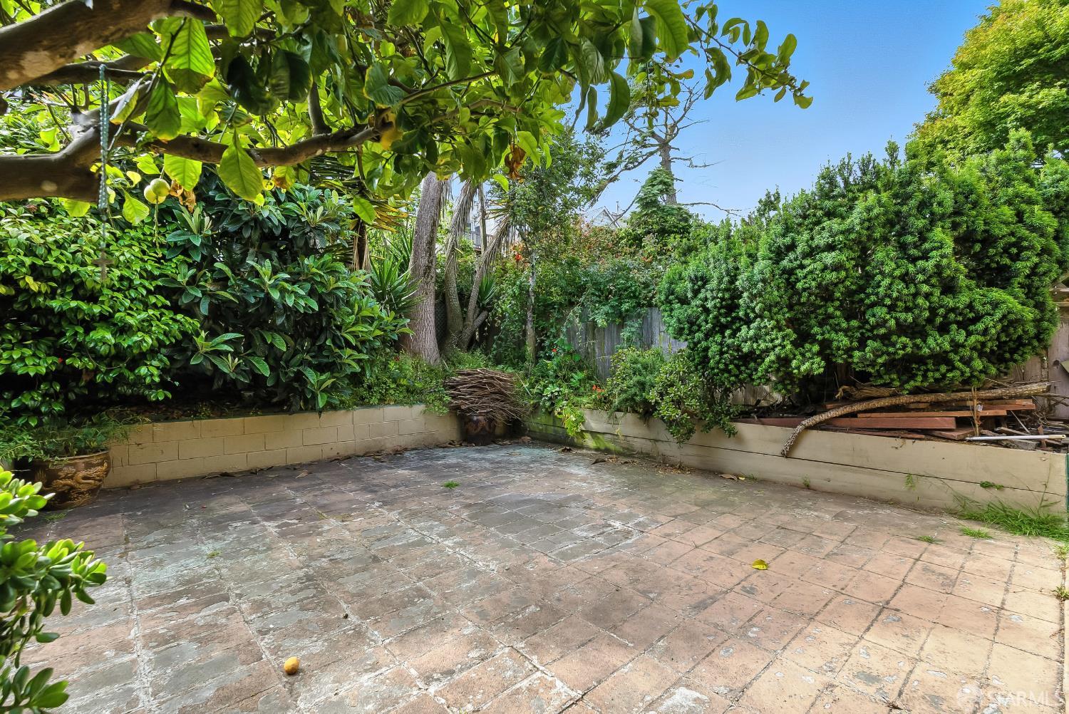 Detail Gallery Image 10 of 10 For 69 Lisbon St, San Francisco,  CA 94112 - 2 Beds | 1 Baths